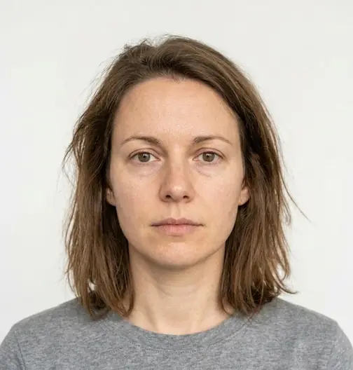 Face with ordinary health and contrast cues.